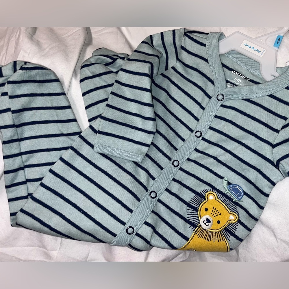 Carters footie! New! 6months